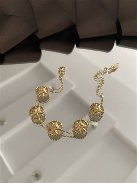 dior bileklik orjinal fiyat